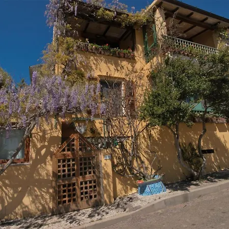 Konukevi Chicca Di Francesca- Santa Teresa Santa Teresa Gallura