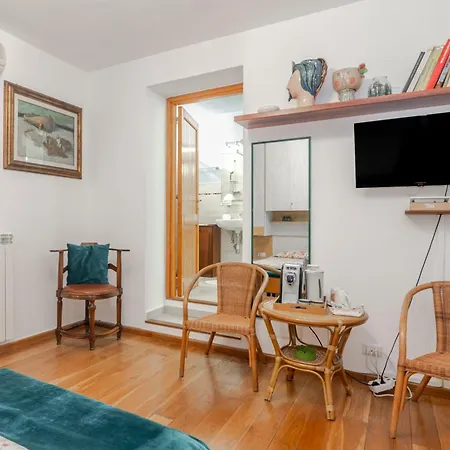 Chicca Di Francesca- Santa Teresa Pensjonat 3*