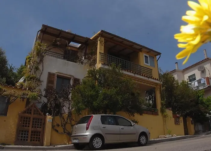 Konukevi Chicca Di Francesca- Santa Teresa 3*