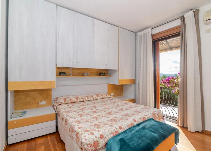 Chicca Di Francesca- Santa Teresa 3*