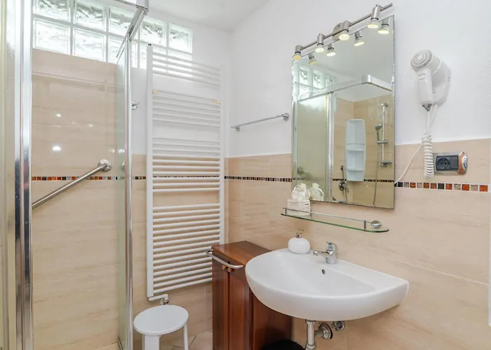 Konukevi Chicca Di Francesca- Santa Teresa 3*