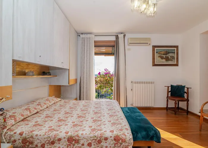 Konukevi Chicca Di Francesca- Santa Teresa Santa Teresa Gallura